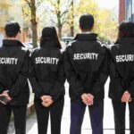 Se requiere guardia de seguridad