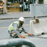 Se requieren albañiles para mantenimiento de carreteras
